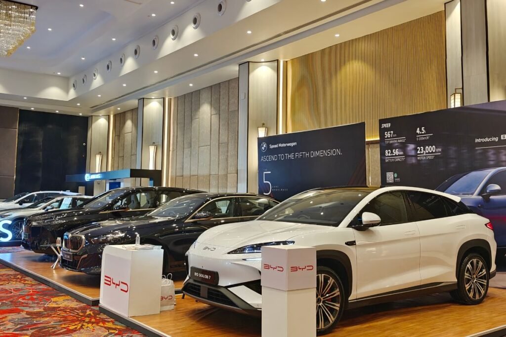 gmcc agra car exhibition